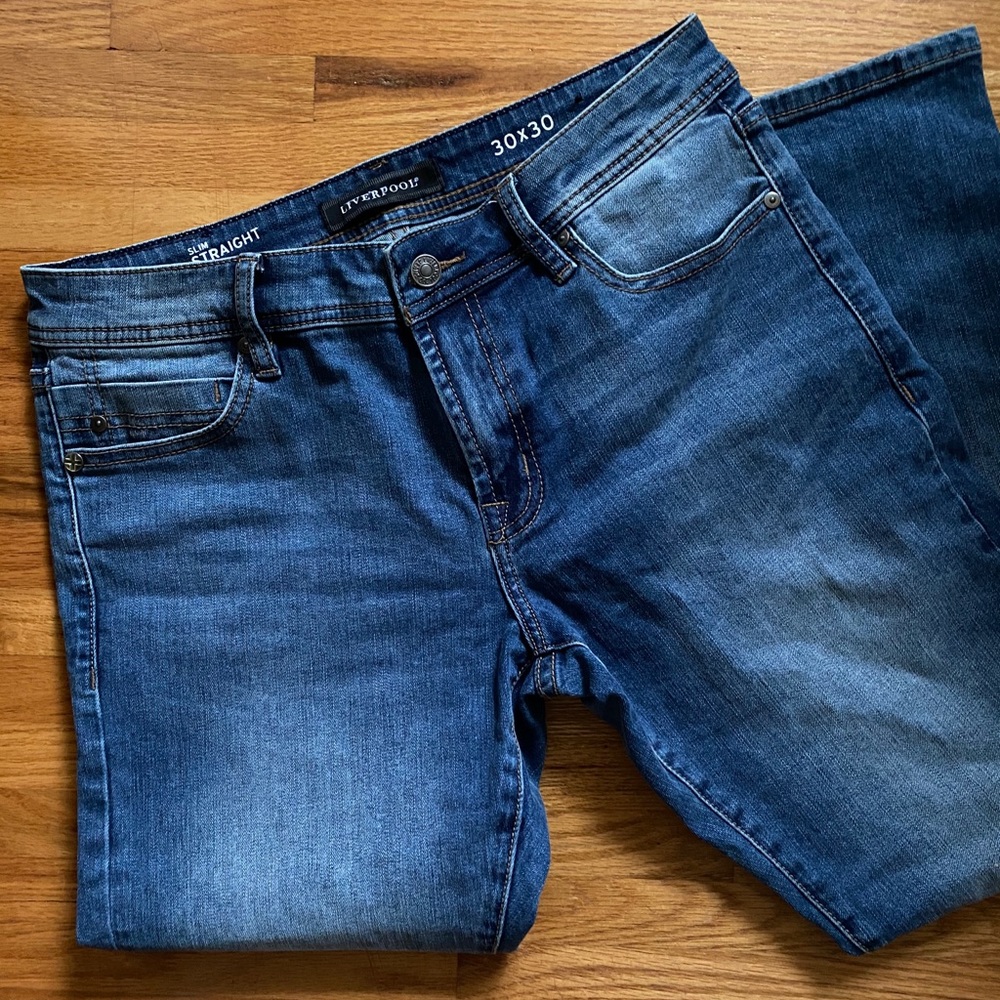 Like New! Liverpool Jeans Bryson Vintage Med Wash